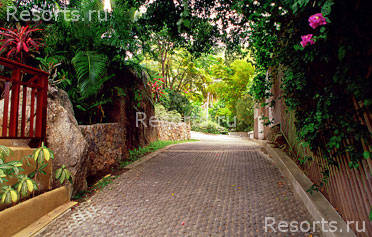 Sandalwood Luxury Villas 33